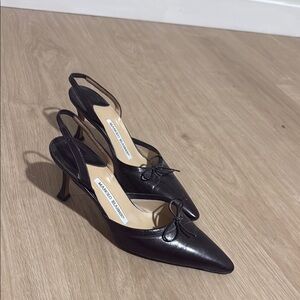 Manolo Blahnik Leather Slingback Heels size 37/6.5